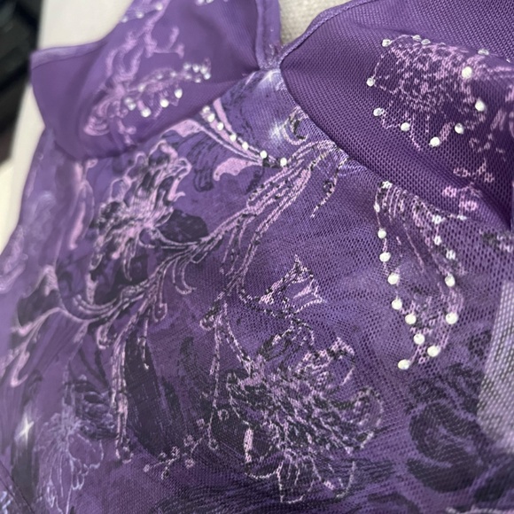 Vintage-Inspired Purple Mesh Halter Top (Size XS / US 2) – Floral & Rhinestone D - Picture 3 of 4
